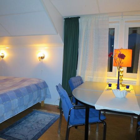 Dessans Cafe & Logi Hotel Pello Quarto foto